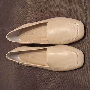 Worthington Slip-on Flat Shoe - Sz. 7 1/2 Narrow